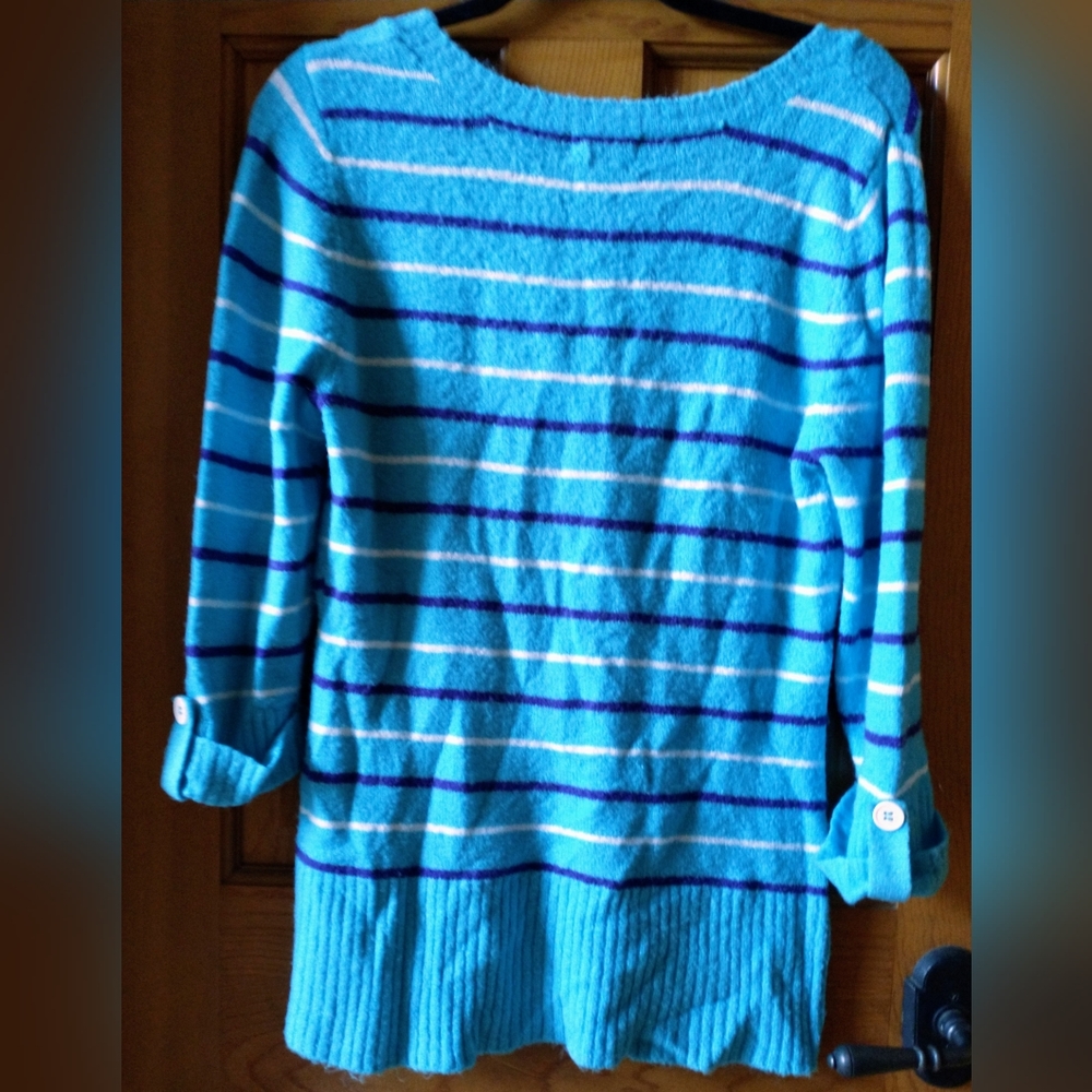 Sweater - Picture 2 of 3